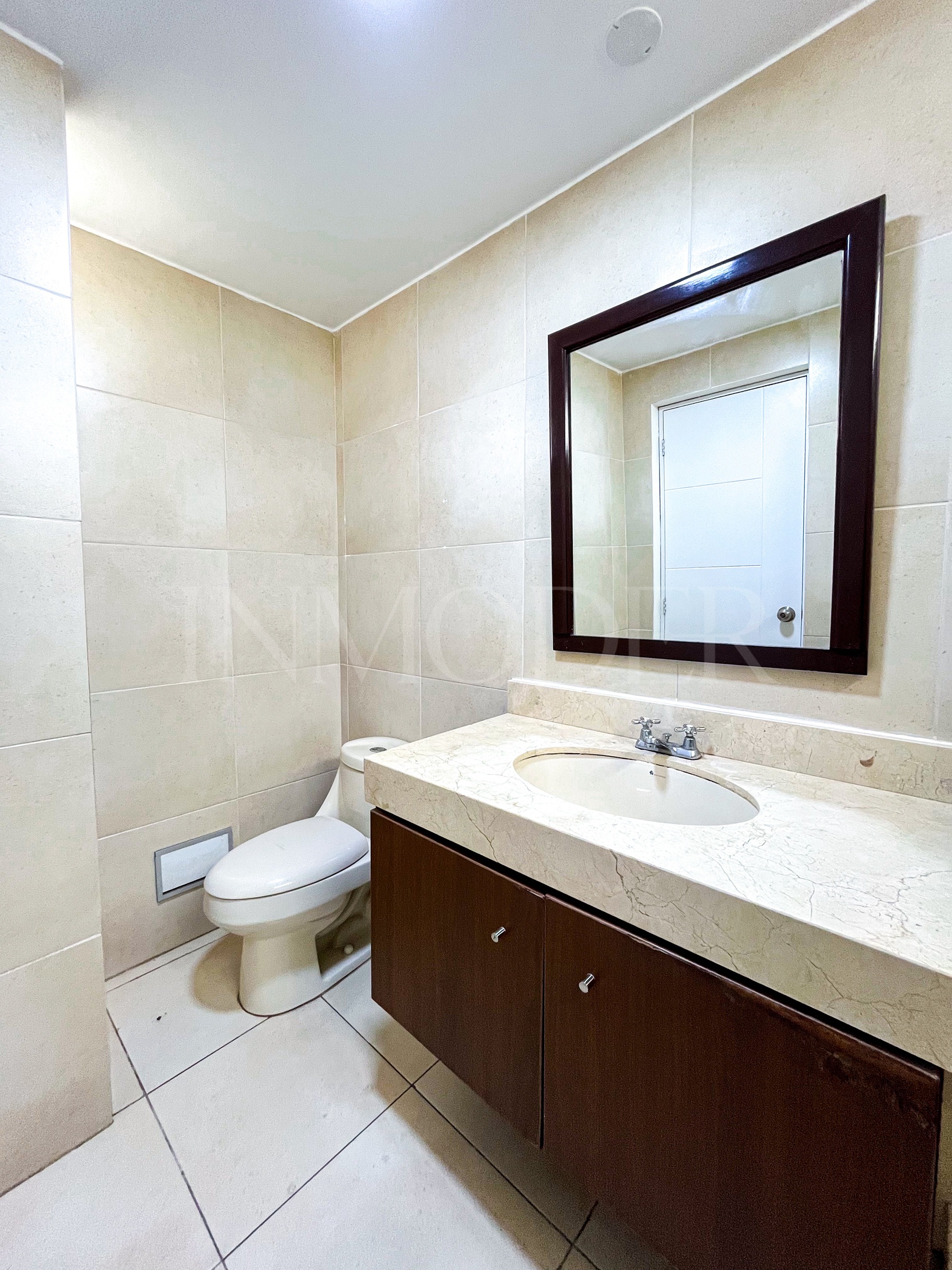 Venta De Departamento - Santiago de Surco ( Punta Sal ) - Imagen 9