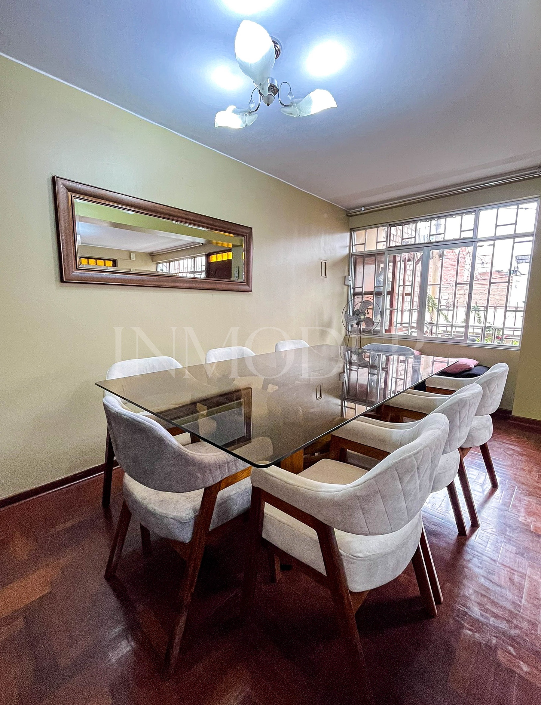 Casa en Venta en Carabayllo (4 pisos) - Imagen 2