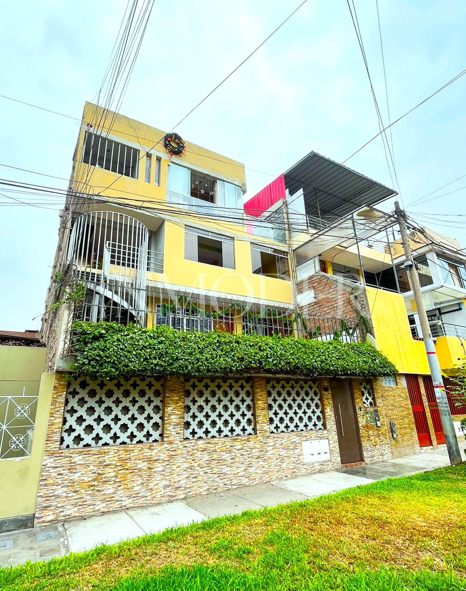 Casa en Venta en Carabayllo (4 pisos)