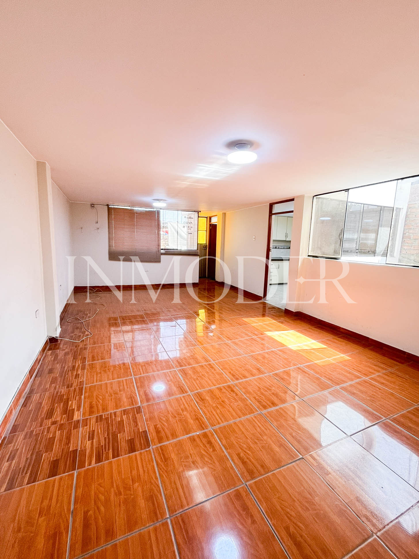 Alquiler de Departamento / Oficina - Los Olivos - Imagen 3