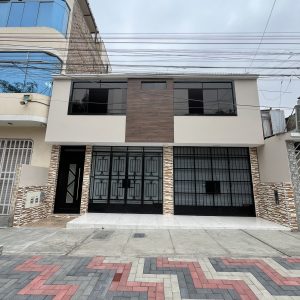 Alquiler de Departamento en Los Olivos - 1er Piso - Av. Huaylas